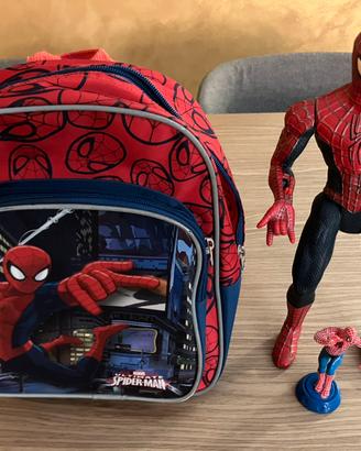Zainetto e 2 personaggi Spiderman
