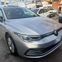 VOLKSWAGEN Golf 1.0 eTSI EVO DSG Life PREZZO MRE