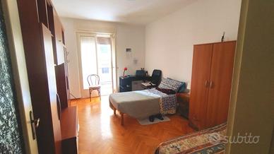 Camera singola da mese di maggio - 270 euro