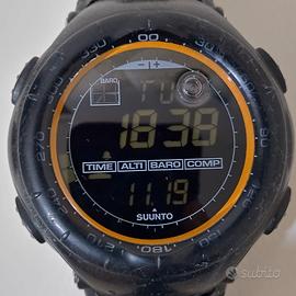 Orologio Suunto altimetro,Profondimetro, Bussola