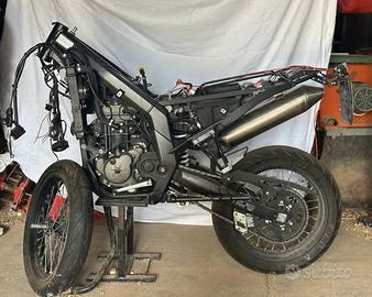 Smembro Aprilia sx 125 2023