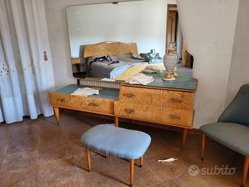 Camera da letto in radica anni 60