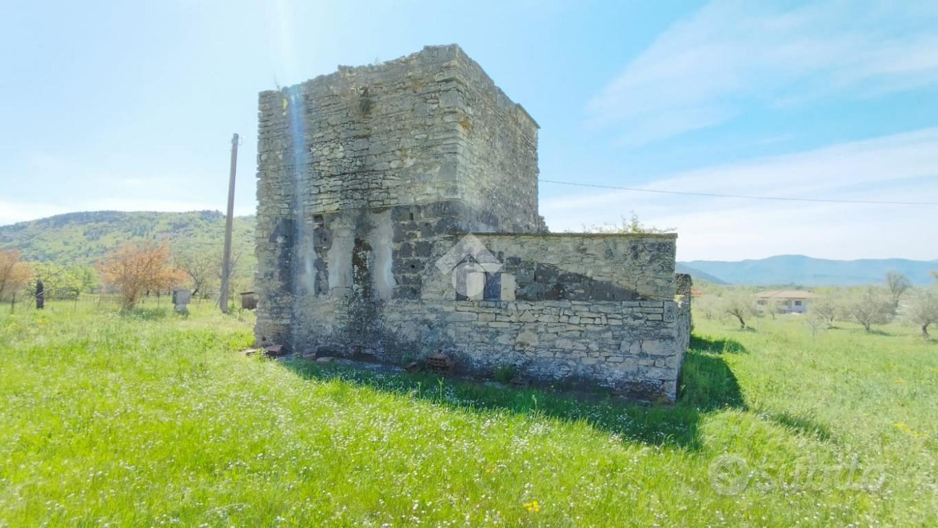 RUSTICO A SAN VITTORE DEL LAZIO - Vista 3