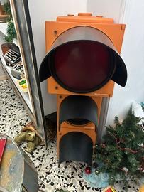 Semaforo stradale vintage originale selfsime