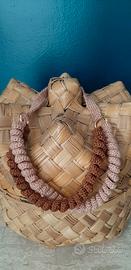 Collana uncinetto beige e marrone