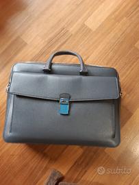 Borsa da studio o da lavoro, marca Bally, grigia