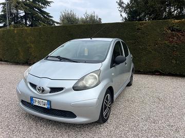 Toyota Aygo 1.0 12V VVT-i 5 porte Now