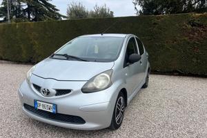 Toyota Aygo 1.0 12V VVT-i 5 porte Now