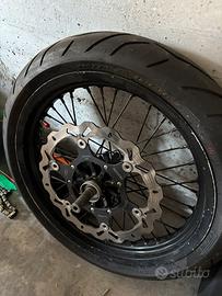 cerchi gommati r17