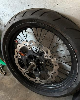 cerchi gommati r17