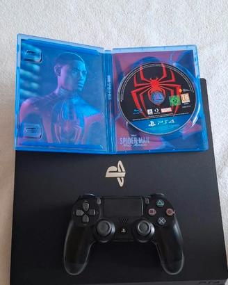 Ps4 Pro con Miles Morales e Controller difettoso