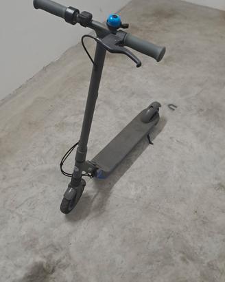 Monopattino per ragazzi Ninebot