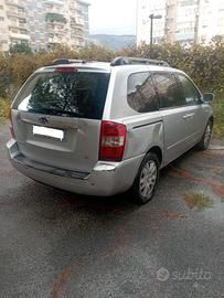 KIA CARNIVAL 7 POSTI 2009