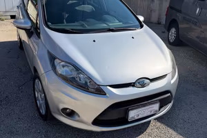 Ford Fiesta Fiesta+ 1.4 TDCi 68CV 5 porte