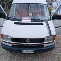 VOLKSWAGEN   T4 1.9 TURBO 105 CV TETTO ALTO