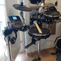 batteria elettrica alesis