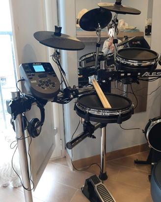 batteria elettrica alesis