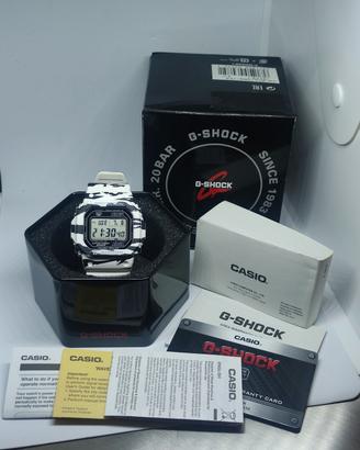 "Edizione Speciale"G-shock GW-M5610BW-7JF" 