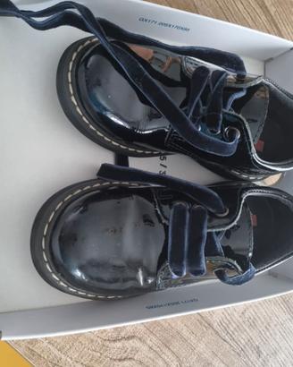 SCARPA BIMBA PABLOSKY  NUMERO 25