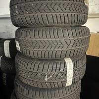 225 55 17 invernali Pirelli del 2024