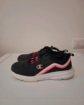 Scarpe sportive🏃♀️