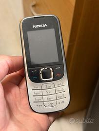 Nokia 2330 C (da collezione)