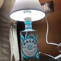 Lampada artigianale con bottiglia di Malfy – desig