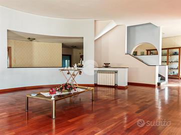 VILLA SINGOLA A MELITO DI NAPOLI