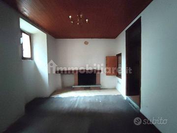 Porzione di rustico da ristrutturare