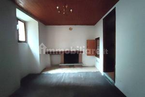 Porzione di rustico da ristrutturare