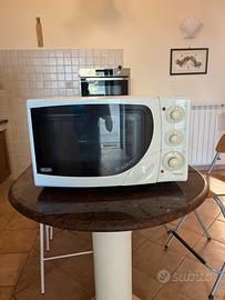 Forno Microonde DeLonghi Sfornatutto