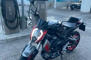 UM Xtreet RS 125 Naked