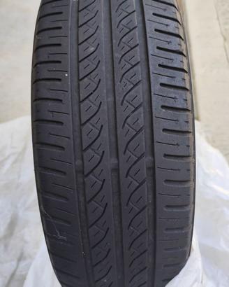 4 gomme usate Yokohama 185/60 R15 , buono stato