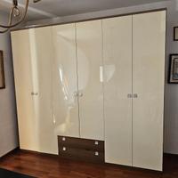 Armadio laccato lucido 300 cm – buona qualità