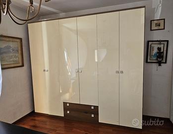 Armadio laccato lucido 300 cm – buona qualità