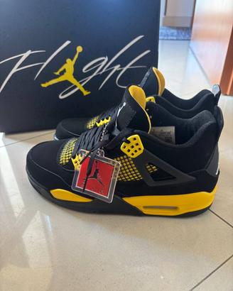 Air Jordan Tunder gialle e nere originali nuovissi