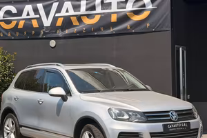 Volkswagen Touareg 3.0 TDI 245 CV tiptronic BlueMo