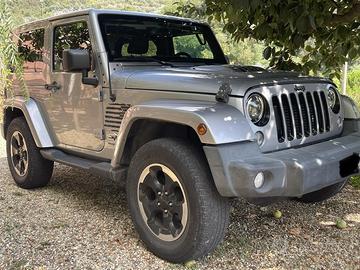Jeep wrangler sahara mod. Polar 2014