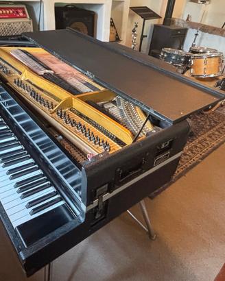 Yamaha CP 70 Electric Grand Piano