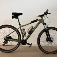 Bici MTB taglia L Cube