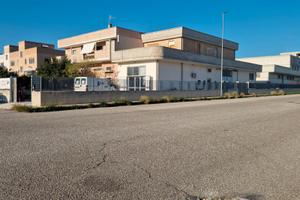 Capannone di recentissima costruzione