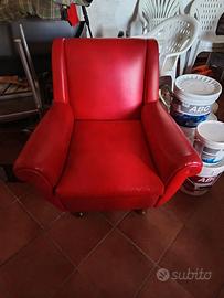 Poltrona Rossa.