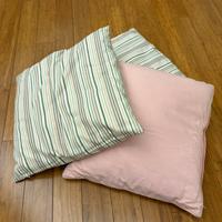 3 eleganti cuscini in tessuto