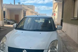 si vende