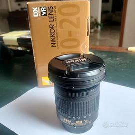 Obiettivo AF-P DX Nikkor 10-20 mm f/4.5-5.6G VR