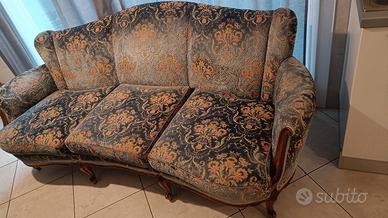 Divano vintage stile Luigi XVI