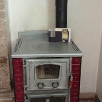 Stufa a legna in maiolica Anselmo Cola
