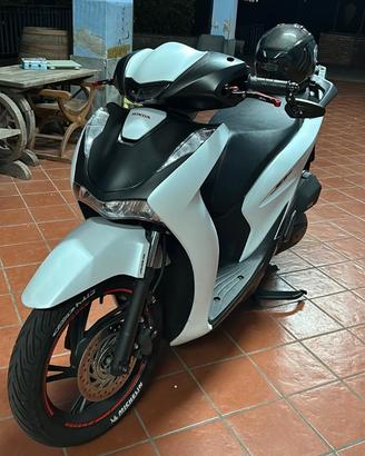 sh 125