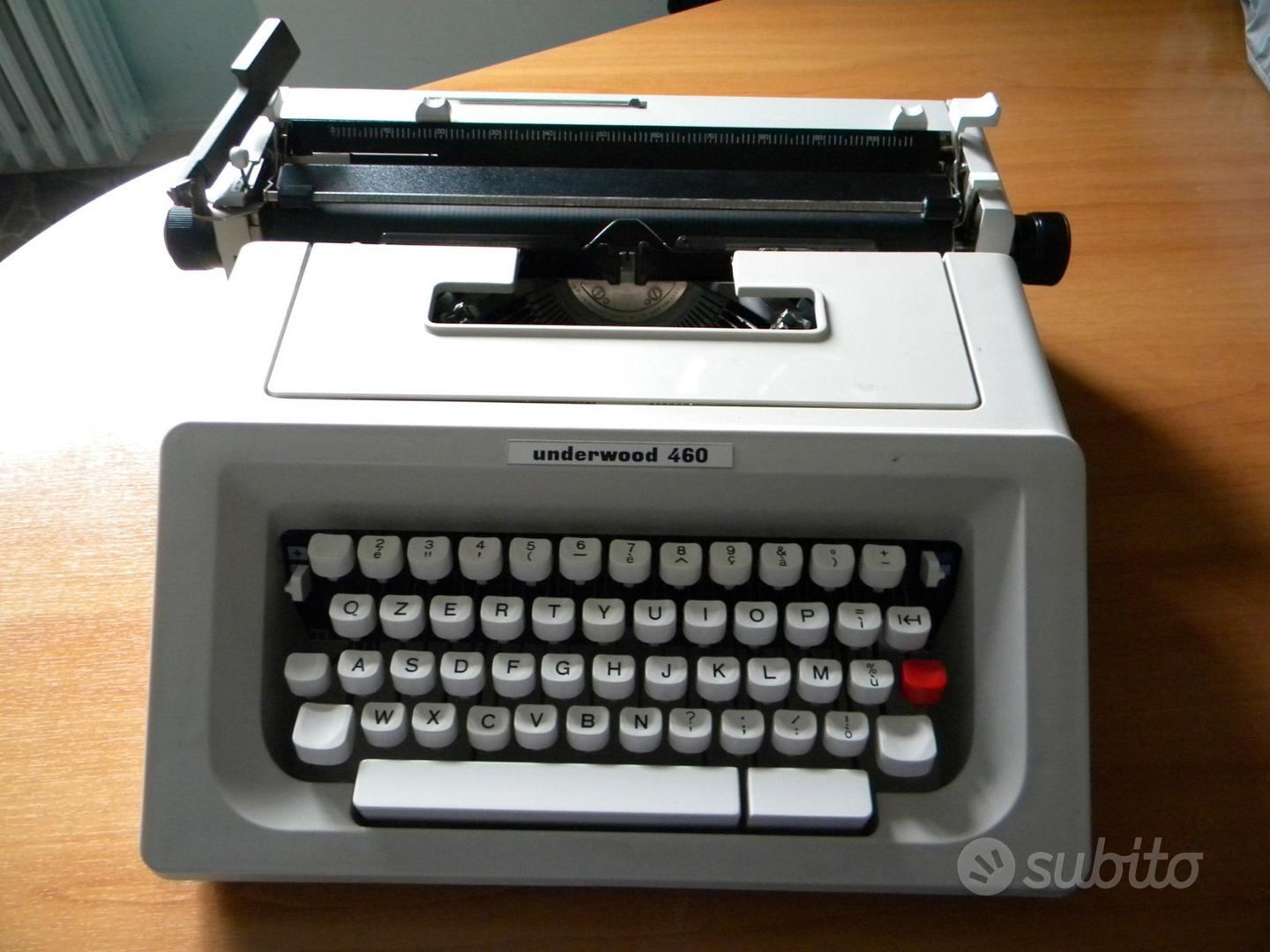 Macchina da scrivere Studio 46 vintage con tastiera di Olivetti in