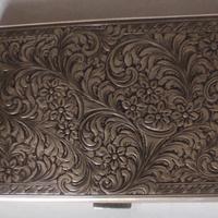 porta sigarette decorato